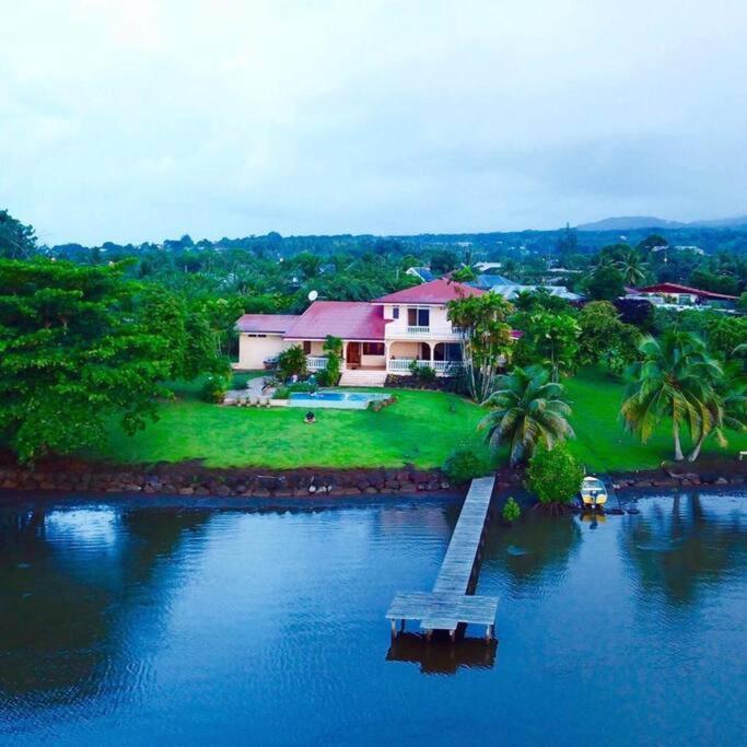 Te Mana Lodge Taravao المظهر الخارجي الصورة